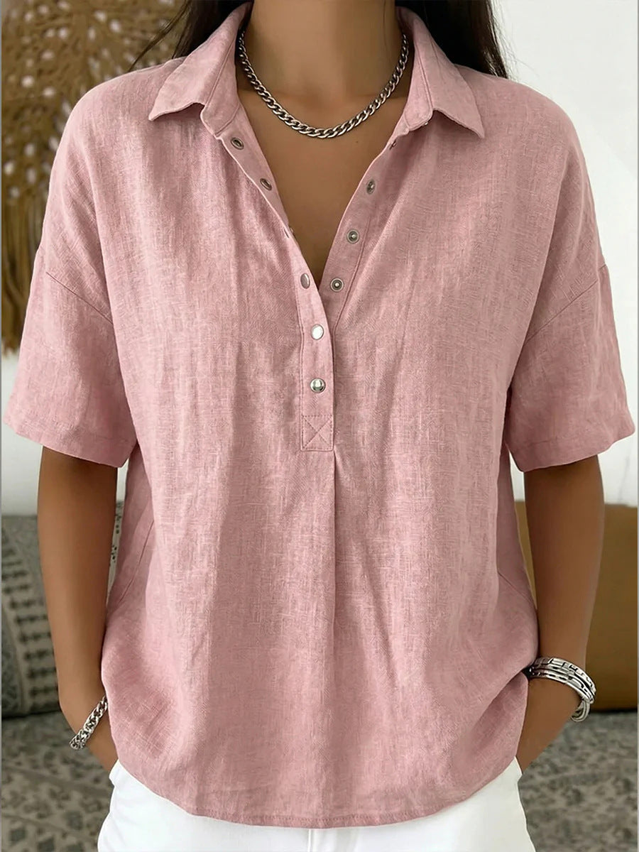 Chemise boutonnée manches courtes pour femme, vue de profil