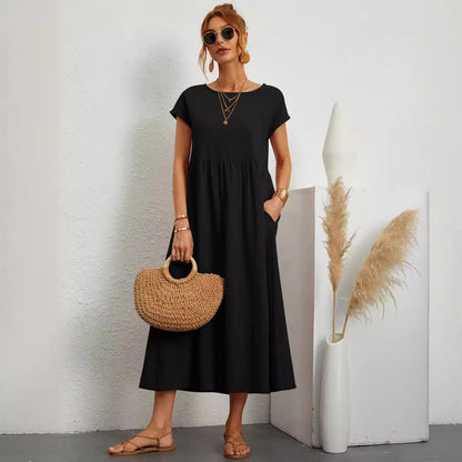 Détail du tissu en coton doux de la robe ample